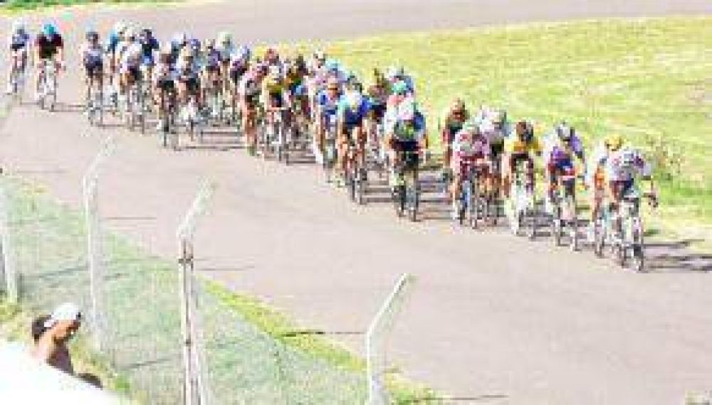  Nicol�s Aguilera y Abel Burgois ganaron en el "Jorge Garc�a"