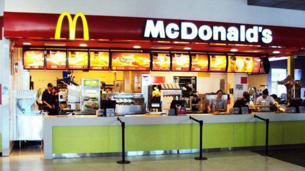 Empleada de McDonald's vend�a hero�na en la "cajita feliz"