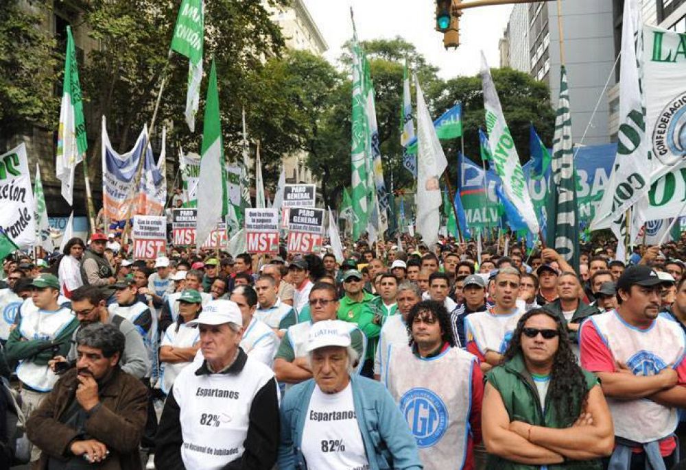 Las paritarias, la pr�xima batalla de los principales sindicatos