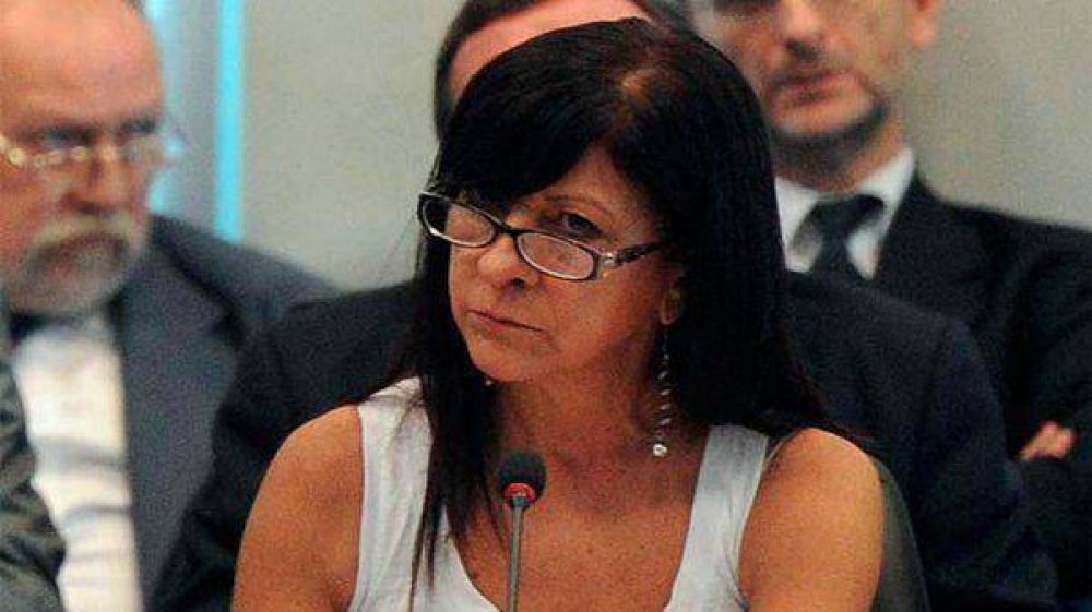 Conti se diferenci� de Kunkel y Dom�nguez, y apoy� a Scioli   