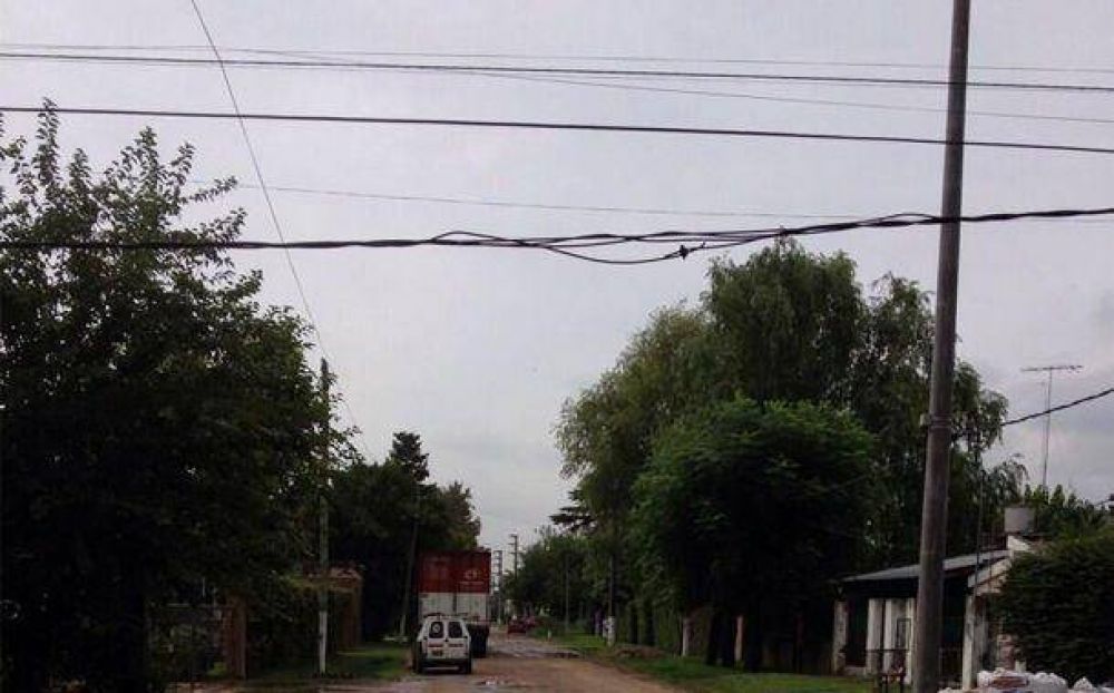 Piden que se cumplan la ordenanza que obliga a que el cableado sea subterr�neo