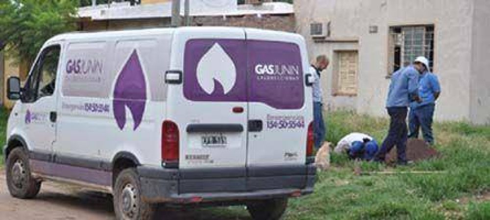Contin�an las obras de gas natural en Jun�n