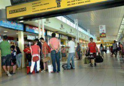 Cien mil personas en la terminal 