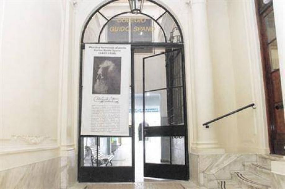 Hubo acuerdo con los due�os y el colegio Guido Spano seguir� funcionando en el mismo edificio