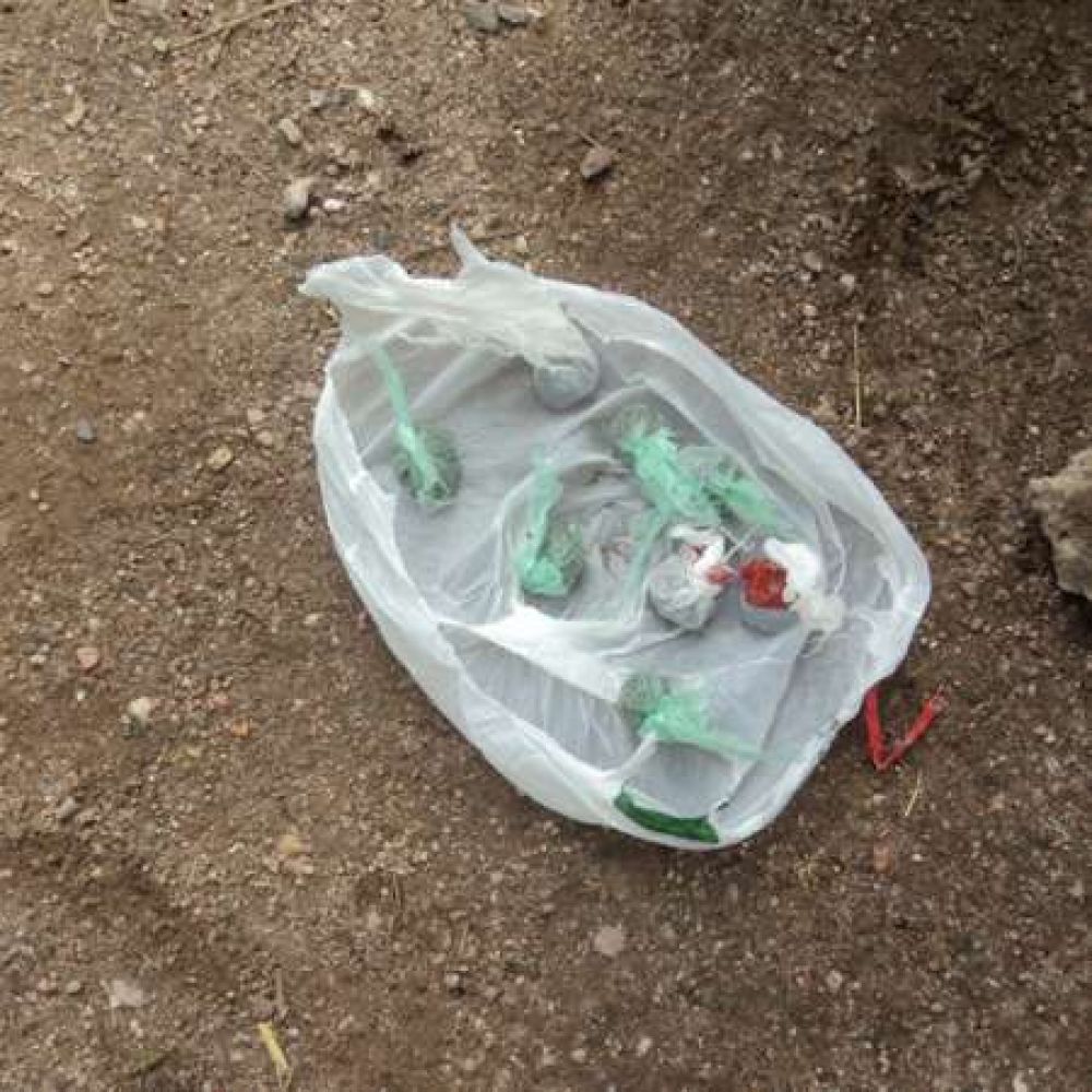 Secuestran 13 envoltorios de marihuana listos para la venta