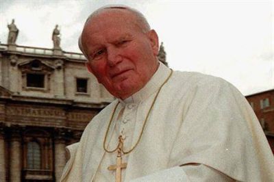 Encuentran una parte de la reliquia de Juan Pablo II robada