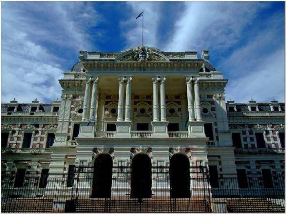 Marcha atr�s: no hay aumento a funcionarios