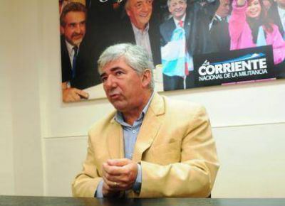 Especialista en medios al Congreso