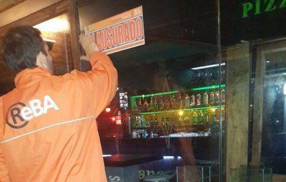 Clausuran m�s de 100 comercios por inclumplir normas de nocturnidad