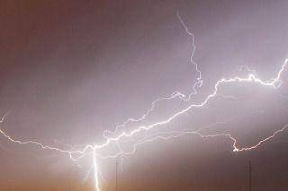 Avanzan con las normas de protecci�n ante tormentas el�ctricas