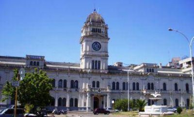 Los estatales comienzan a cobrar los sueldos este s�bado