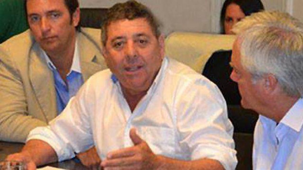 De Angeli propone "volver a la austeridad y al ahorro para salir del desorden"	 