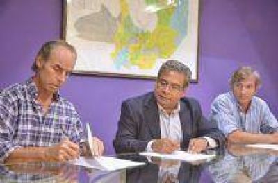 La provincia comprar� un predio en Cafayate para construir soluciones habitacionales