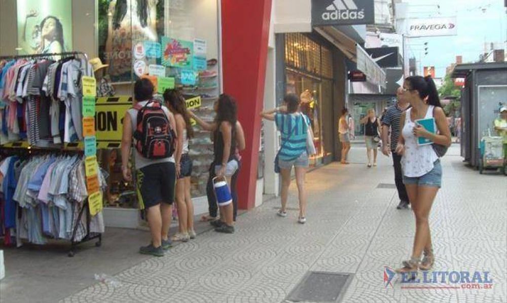 Liquidaciones de temporada ayudaron a morigerar el impacto del d�lar alto