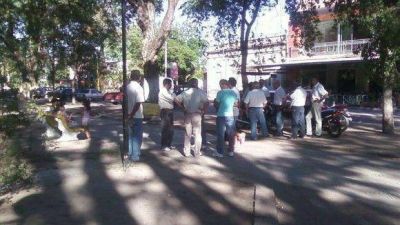 Liberaron a los tabacaleros que incendiaron dos camionetas del Estado