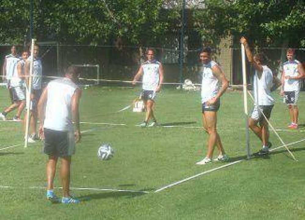 Quilmes cerrar� hoy la pretemporada con un amistoso ante Brown de Adrogu�