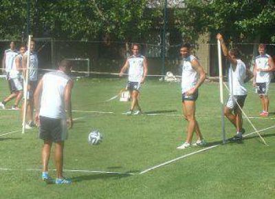 Quilmes cerrar� hoy la pretemporada con un amistoso ante Brown de Adrogu�
