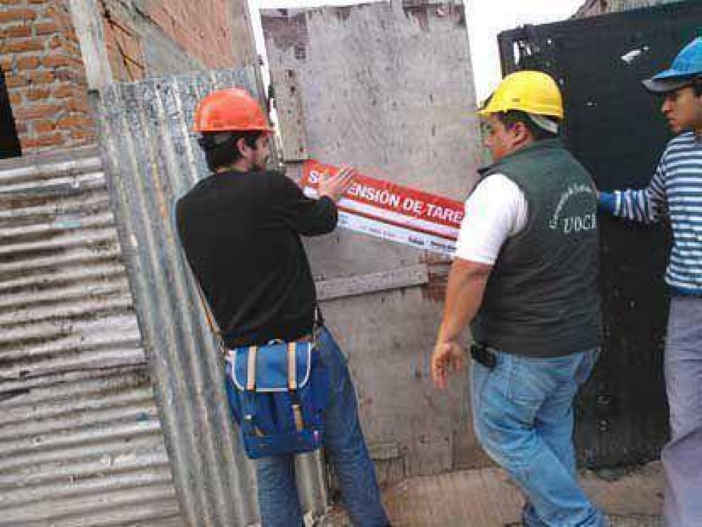Se suspendieron tareas en 7 obras en construcci�n en Lan�s por incumplimientos en materia de higiene y seguridad