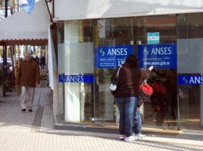 M�s de 200 ca�uelenses en el plan ProgresAr