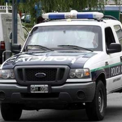 Anoche: matan a una mujer polic�a en un colectivo en Moreno