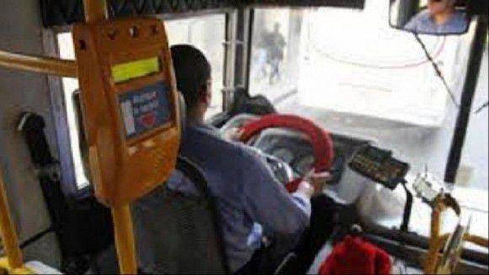 UTA paraliz� una l�nea que cobraba con dinero el pasaje urbano