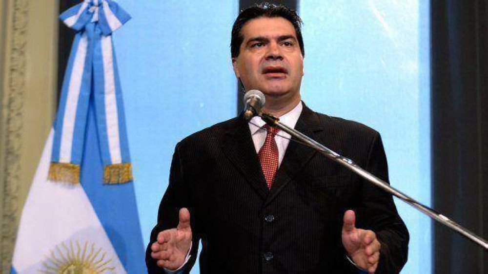 Capitanich: "Impulsan un golpe de mercado para debilitar al Gobierno"