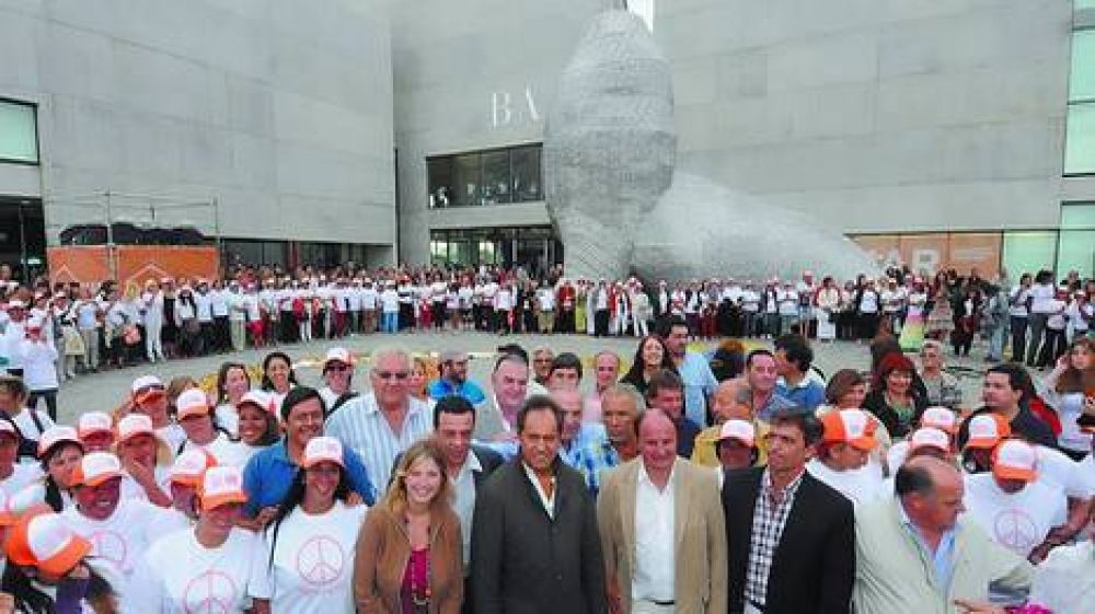 Scioli: �Es importante corregir lo que haya que corregir�