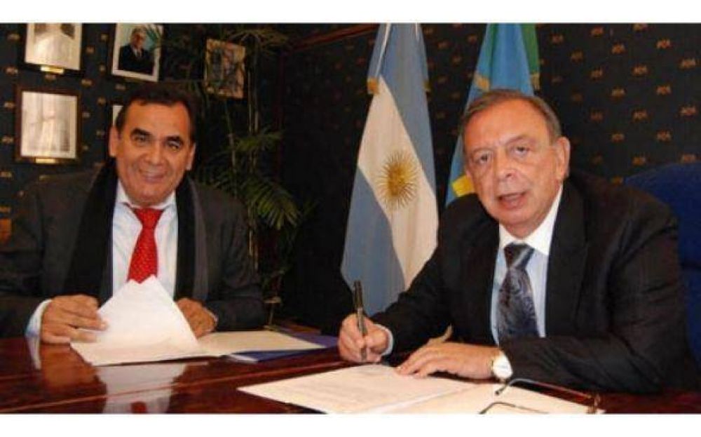 Molina no descarta pelearle a Z�ccaro la intendencia en 2015