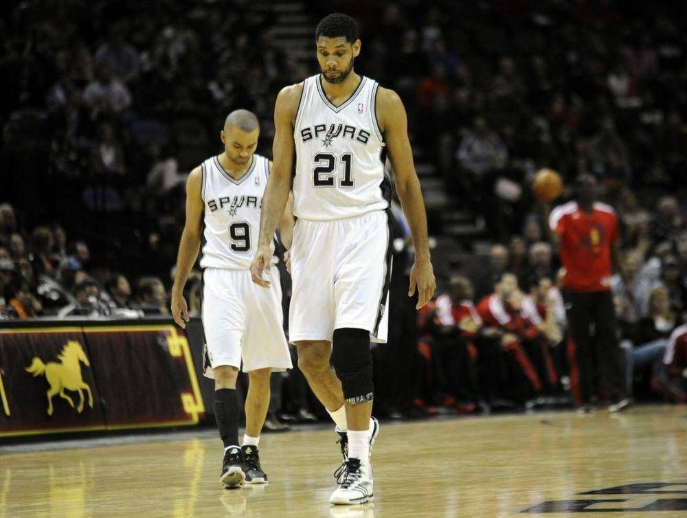 Los Spurs, sin "Manu", vencieron a Sacramento