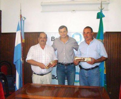 Reconocimiento a trabajadores municipales que se jubilaron