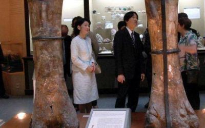 Akishino firm� convenios de cooperaci�n con la UNLP luego de recorrer su Museo