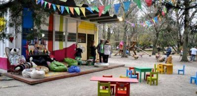 Saquearon la biblioteca �Del otro lado del �rbol�
