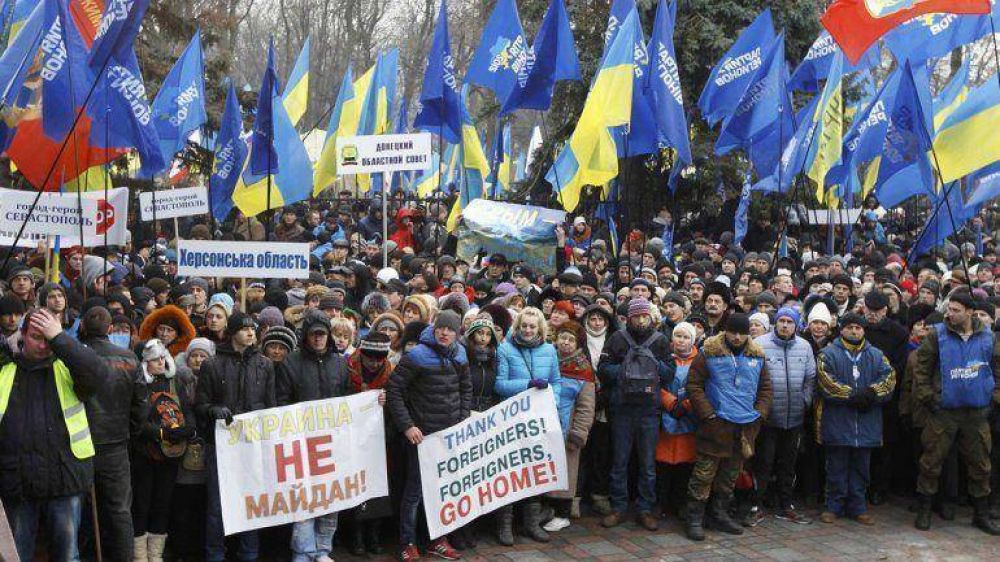 Ucrania: EEUU y Europa apoyan a la oposici�n y enfrentan a Rusia