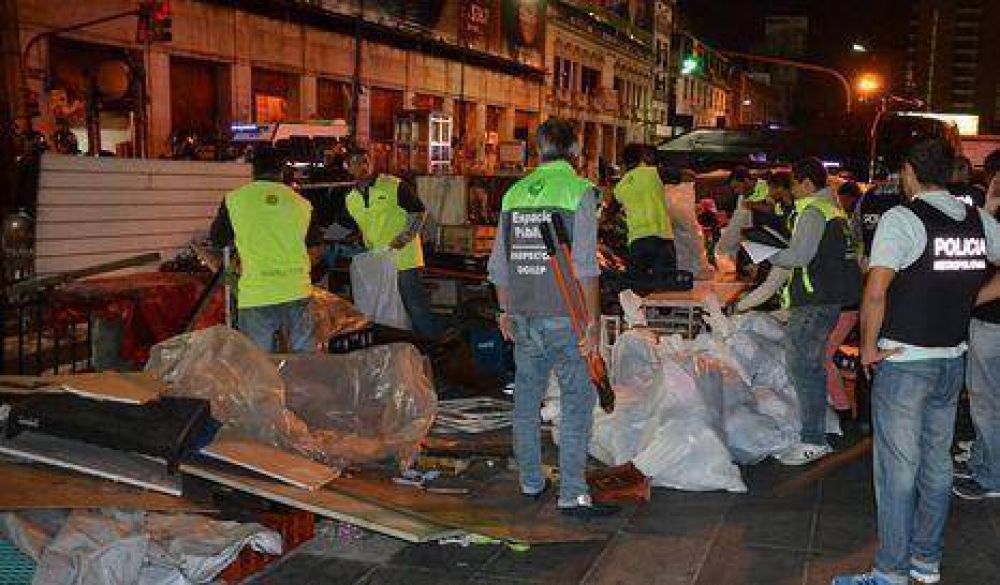 Presentan denuncia por "procedimientos irregulares" contra manteros