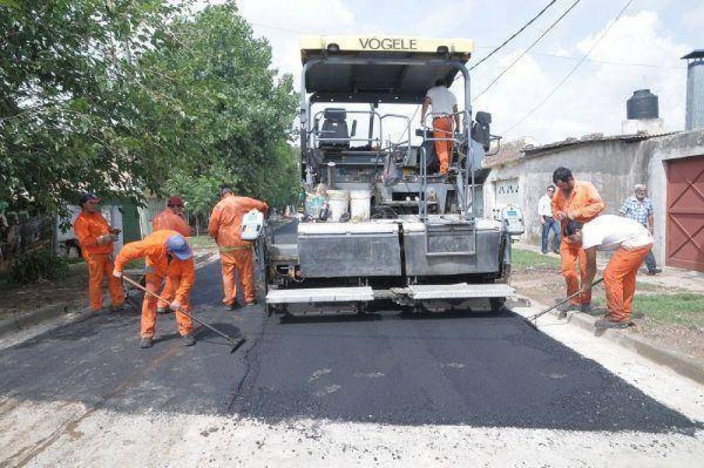 El municipio avanza en la pavimentaci�n de calles