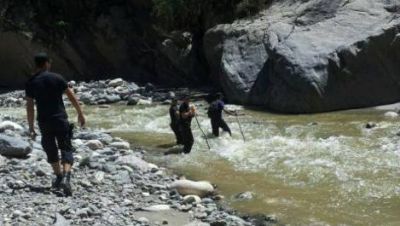 Rescatistas contin�an con los rastrillajes en El Rodeo
