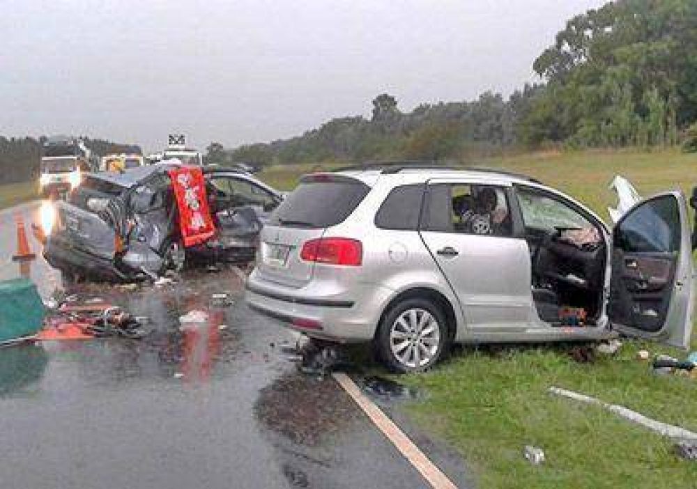 Dolor por la muerte de una ni�a pergaminense en un choque en Z�rate