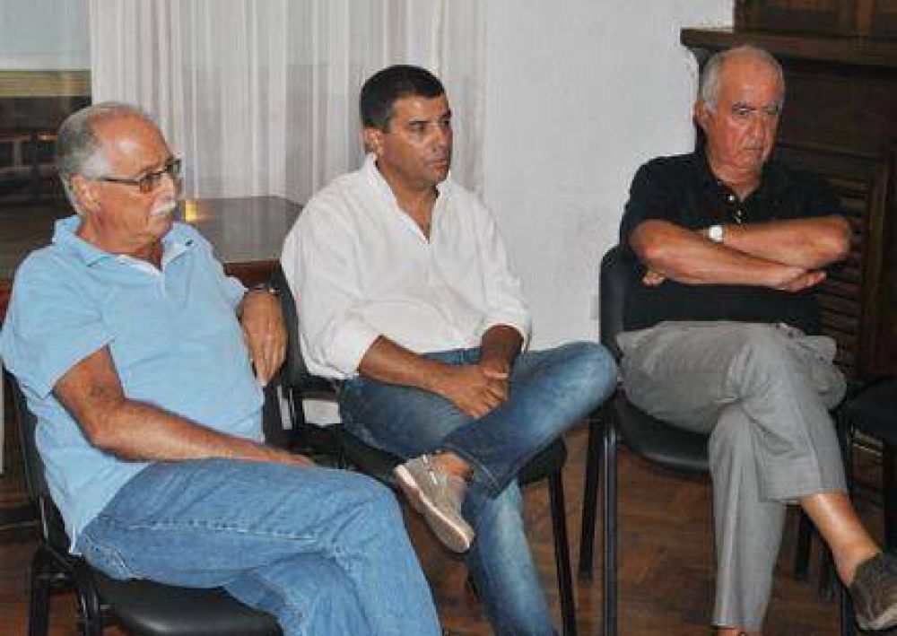 El concejal Jos� Cano disert� en �Unidos por la Ciudad�
