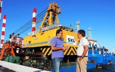 Es verdad!!!! La draga china ya est� en el Puerto marplatense