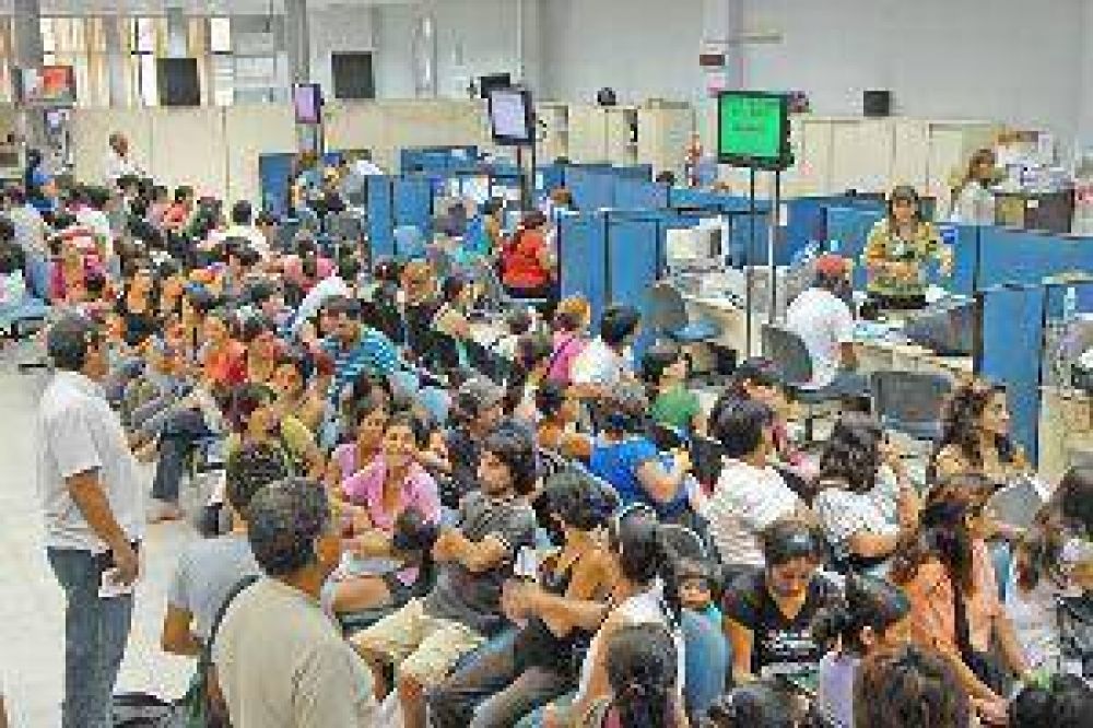 M�s de 8 mil santiague�os consultaron para ingresar al Progresar