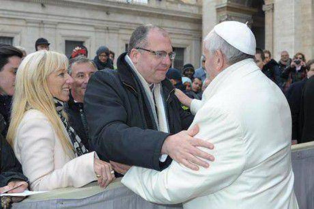 El msico pehuajense, Martn Leopoldo Daz, con el Papa Francisco