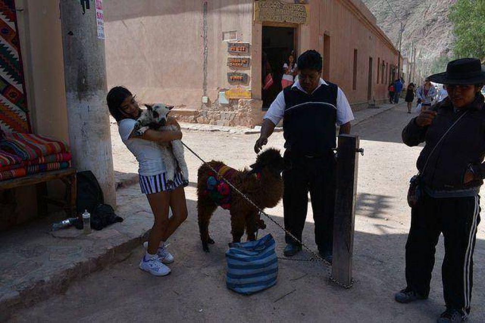 El turismo de enero creci� un diez por ciento respecto del a�o pasado, asegur� Martiarena