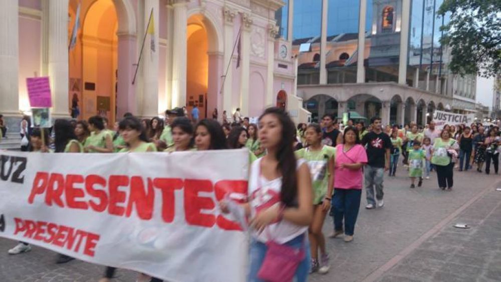 Diario Perfil titula: "La corporaci�n que encubre las desapariciones en Salta"
