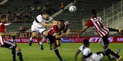 El Lobo gan� la Copa Amistad al vencer al Pincha