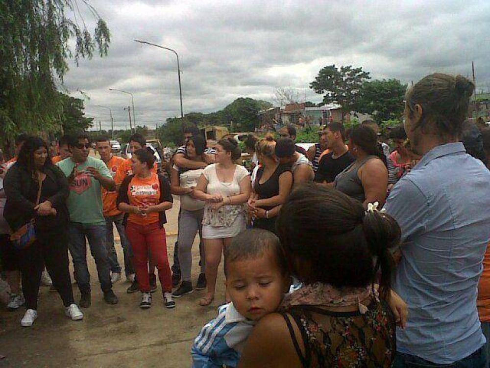 Segundo Centenario record� a los j�venes fusilados en Jos� Le�n Su�rez hace tres a�os
