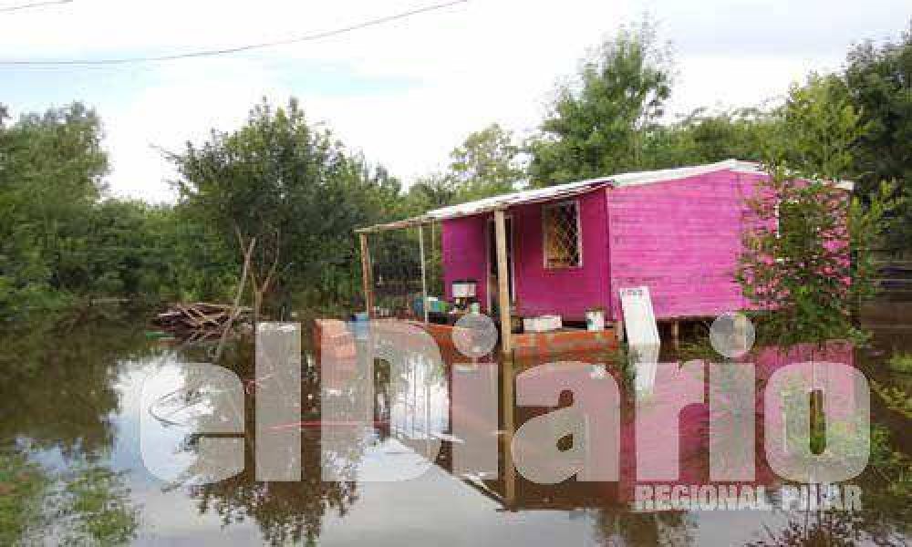 Unas 30 personas siguen evacuadas y temen que el n�mero pueda crecer