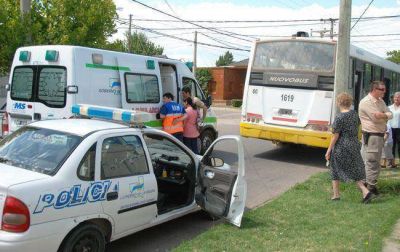 Colectivo arrastr� a un chico