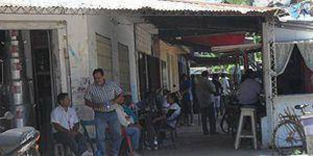 Balean a un cambista con la intenci�n de robarle