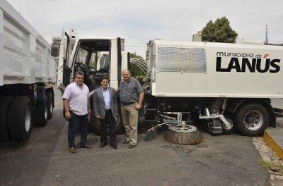 Lan�s: nuevos equipos m�viles para limpieza y mantenimiento de calles