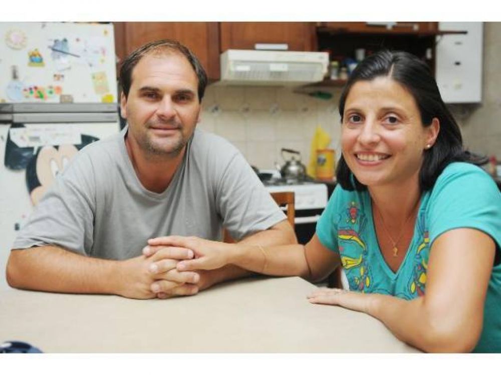La familia Serra logr� la adopci�n plena de la peque�a Julia